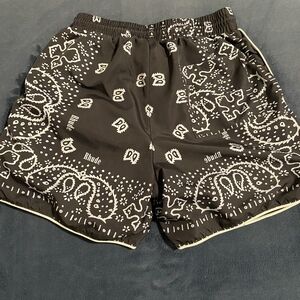 Rhude Black Bandana Print Men Shorts
